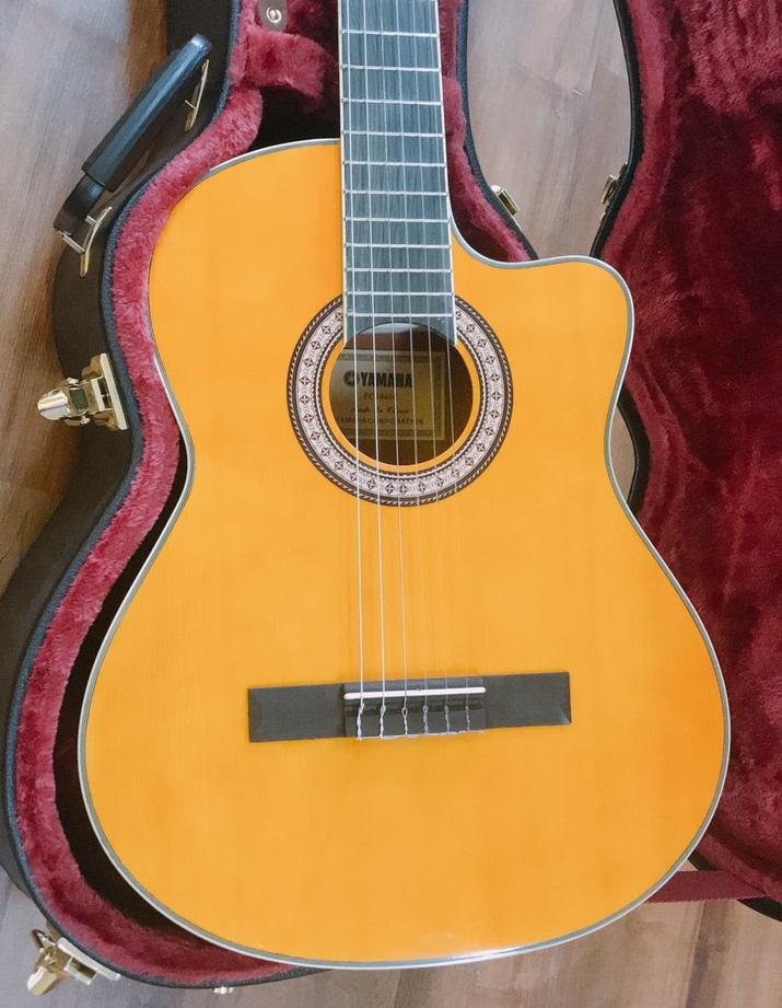 Guitar Classic Yamaha FC 3940C